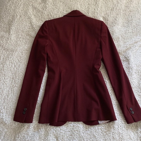 Blazer - Picture 3 of 3